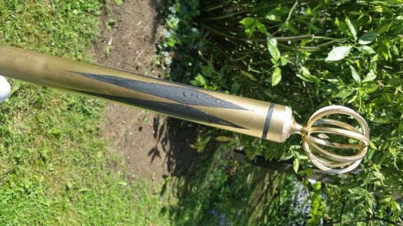 Sceptre. Bidules Trucs. Rouge banane Théâtre 2020. Création Bernard Faure